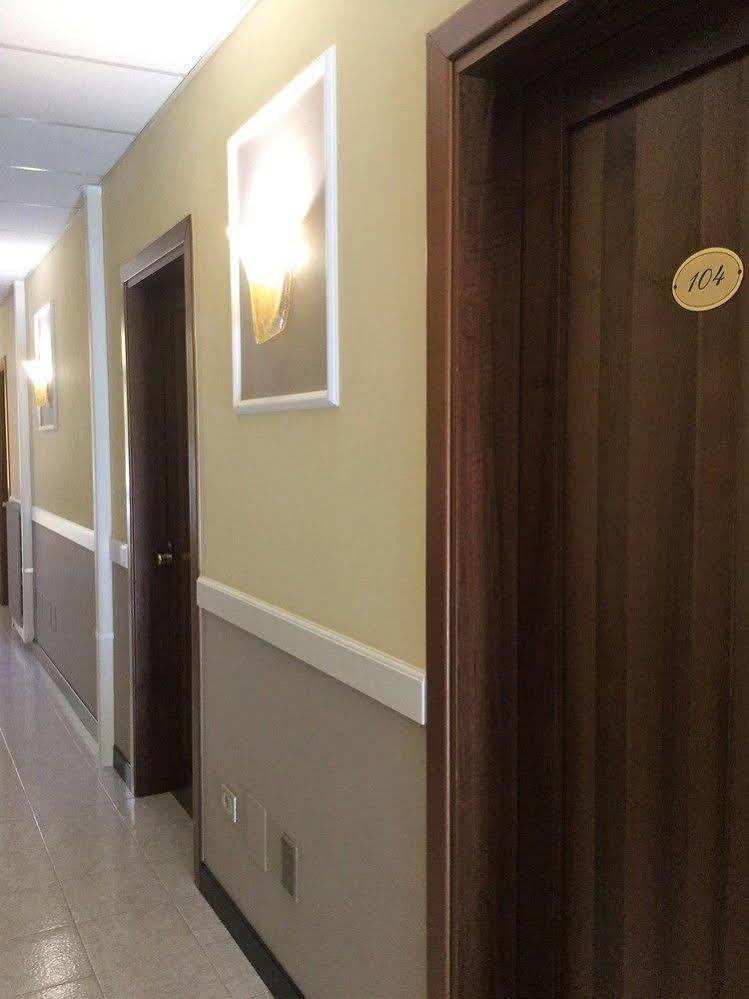 Hotel Marco Polo Self Check-In โบโลญญา ภายนอก รูปภาพ