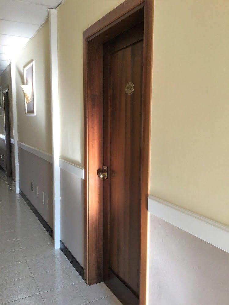 Hotel Marco Polo Self Check-In โบโลญญา ภายนอก รูปภาพ