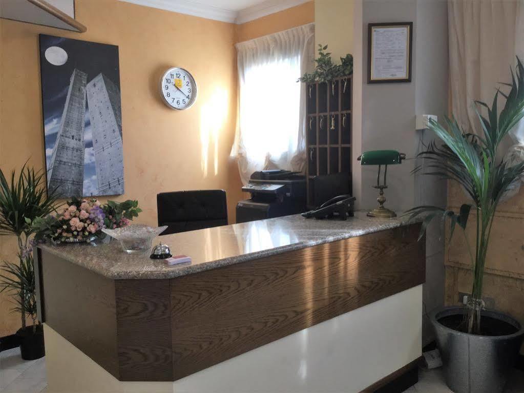 Hotel Marco Polo Self Check-In โบโลญญา ภายนอก รูปภาพ